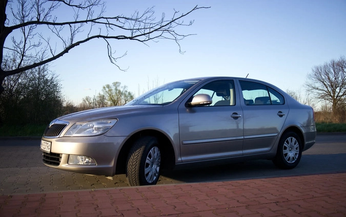 Skoda Octavia cena 29500 przebieg: 200400, rok produkcji 2012 z Niepołomice małe 106